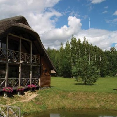Medaus slėnis 2*